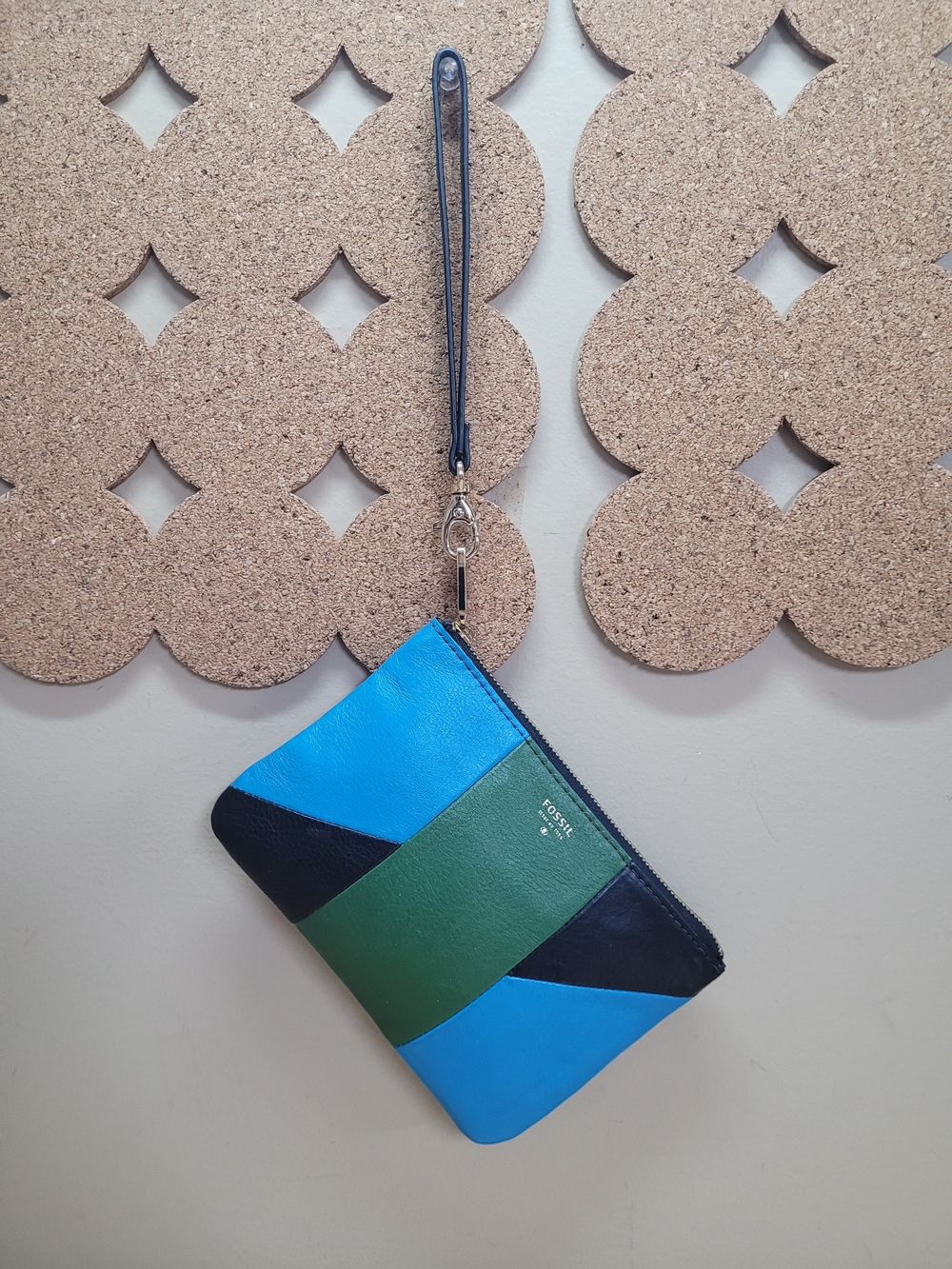 Fossil Colorblock Black/Green/Turquoise Wristlet/Pouch Gold-Tone Hardware NWOT